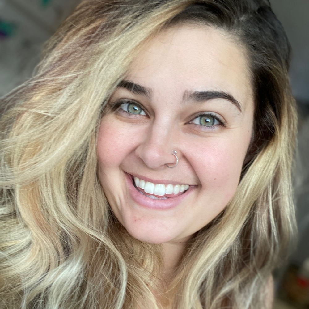 Meet your Posher, Nicole